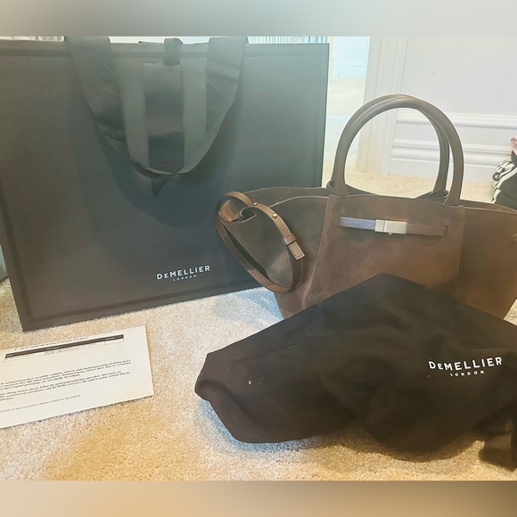 Like Brand new Demellier Mocha Suede & Mocha Smooth “The Midi New York”. - Picture 4 of 5